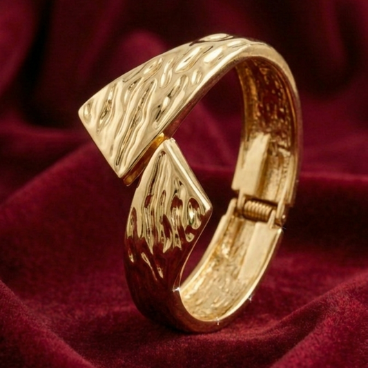 OY Jewells Luxury Geometric Twist Stainless Steel Bracelet Kada for Women