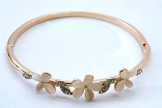Blush Blom 18kt Bracelet Kada - OY JEWELLS - 