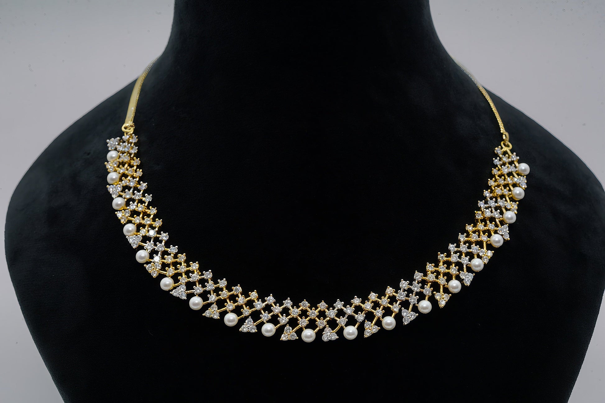 Gold Toned Pearl & Crystal Collar Chakor With Earings - OY JEWELLS - 